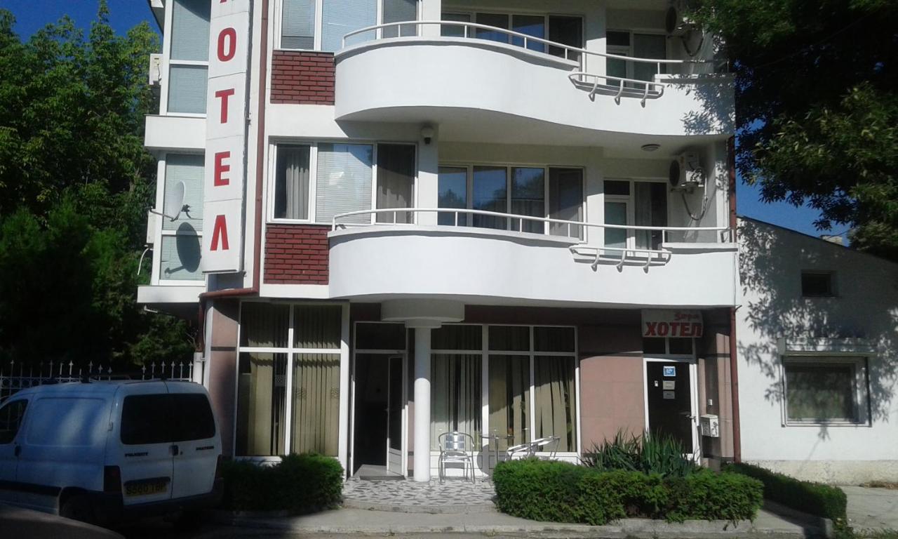 Hotel Zora فيدين المظهر الخارجي الصورة