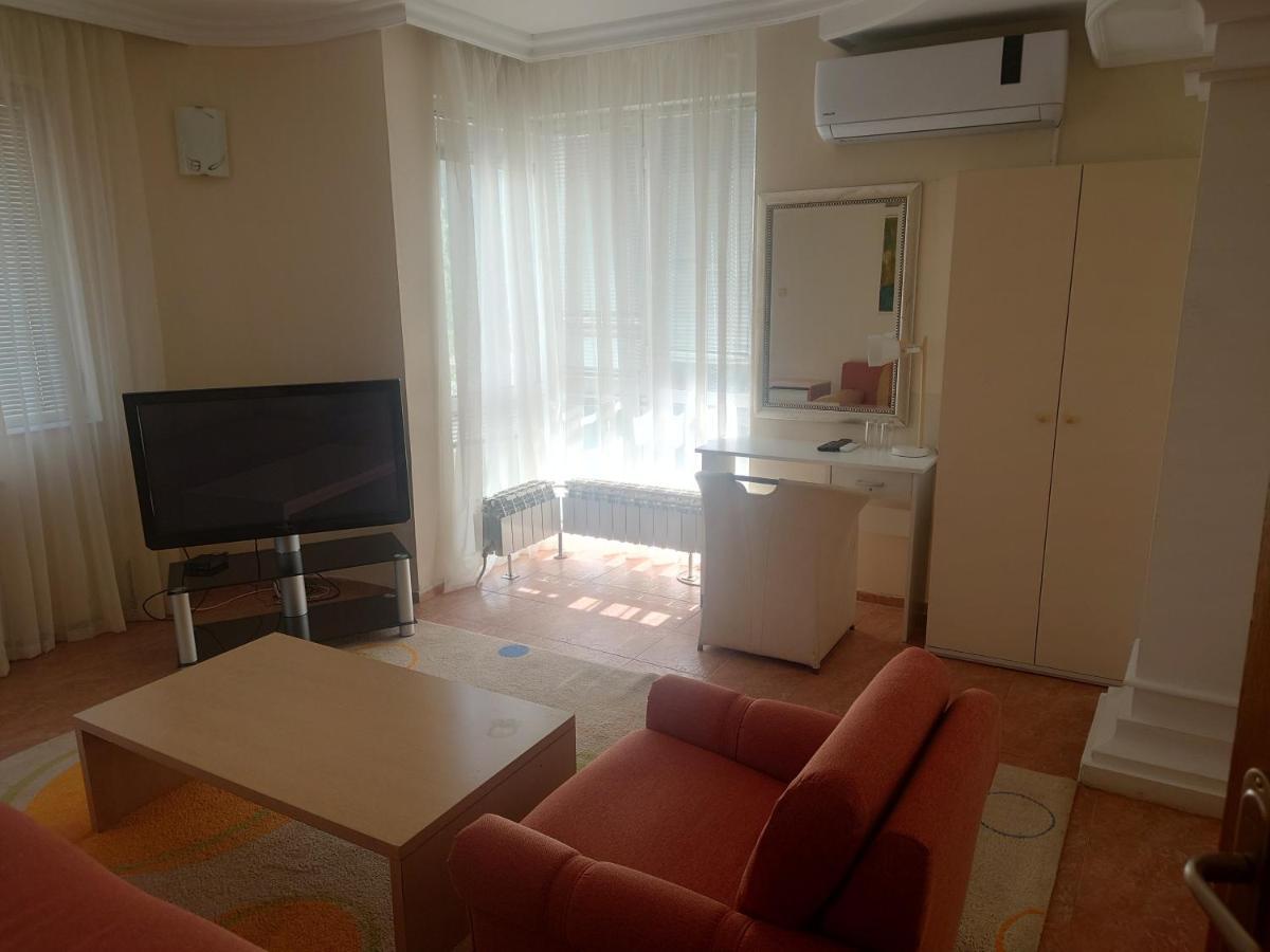Hotel Zora فيدين المظهر الخارجي الصورة